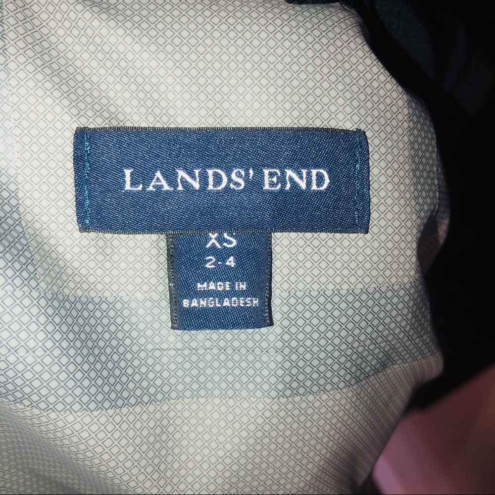 NWOT LANDS END RAIN JACKET - Picture 7 of 10